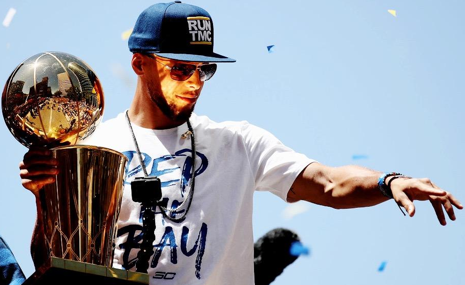 士队的三分 士队的三分