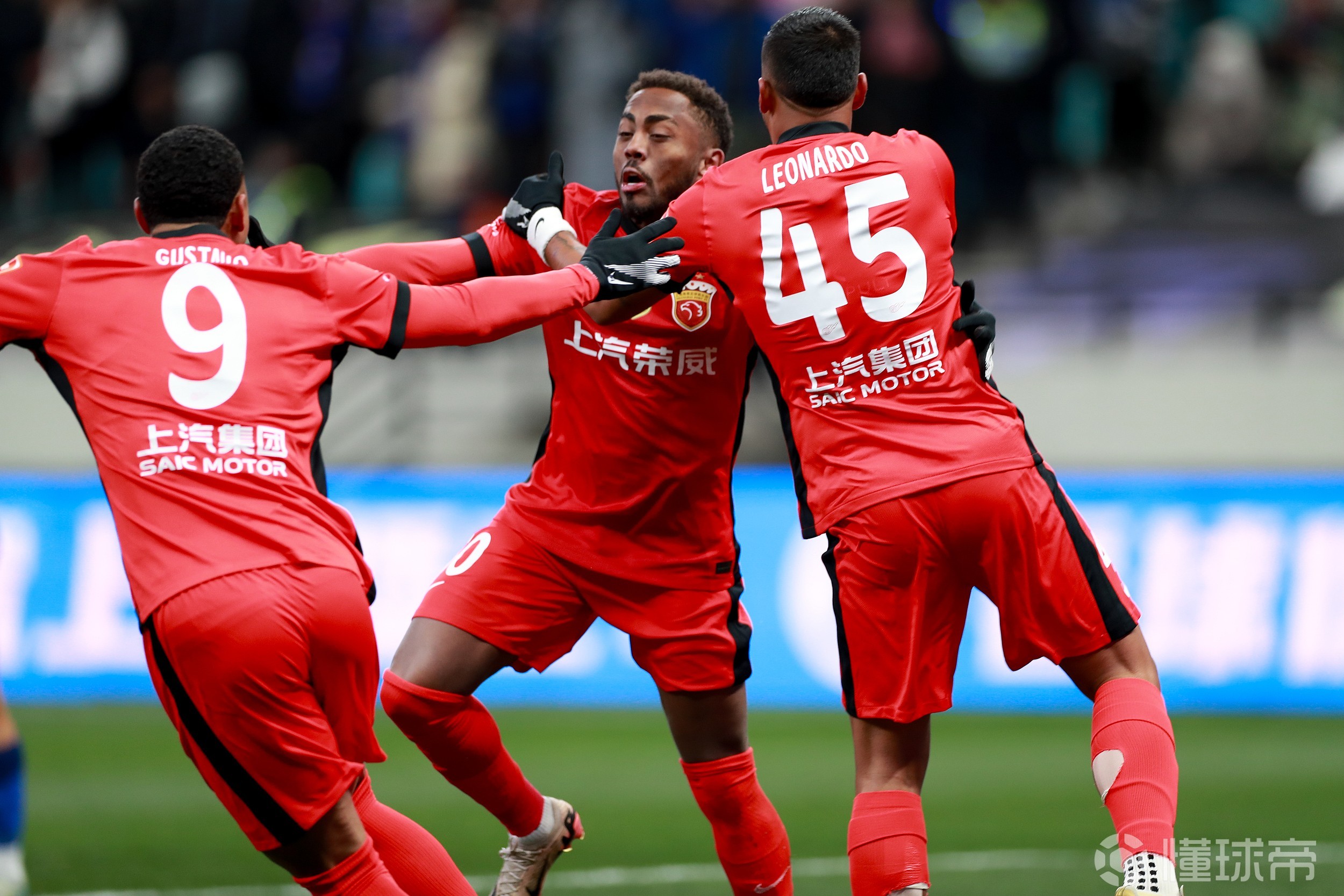 更以自身稳 更以自身稳